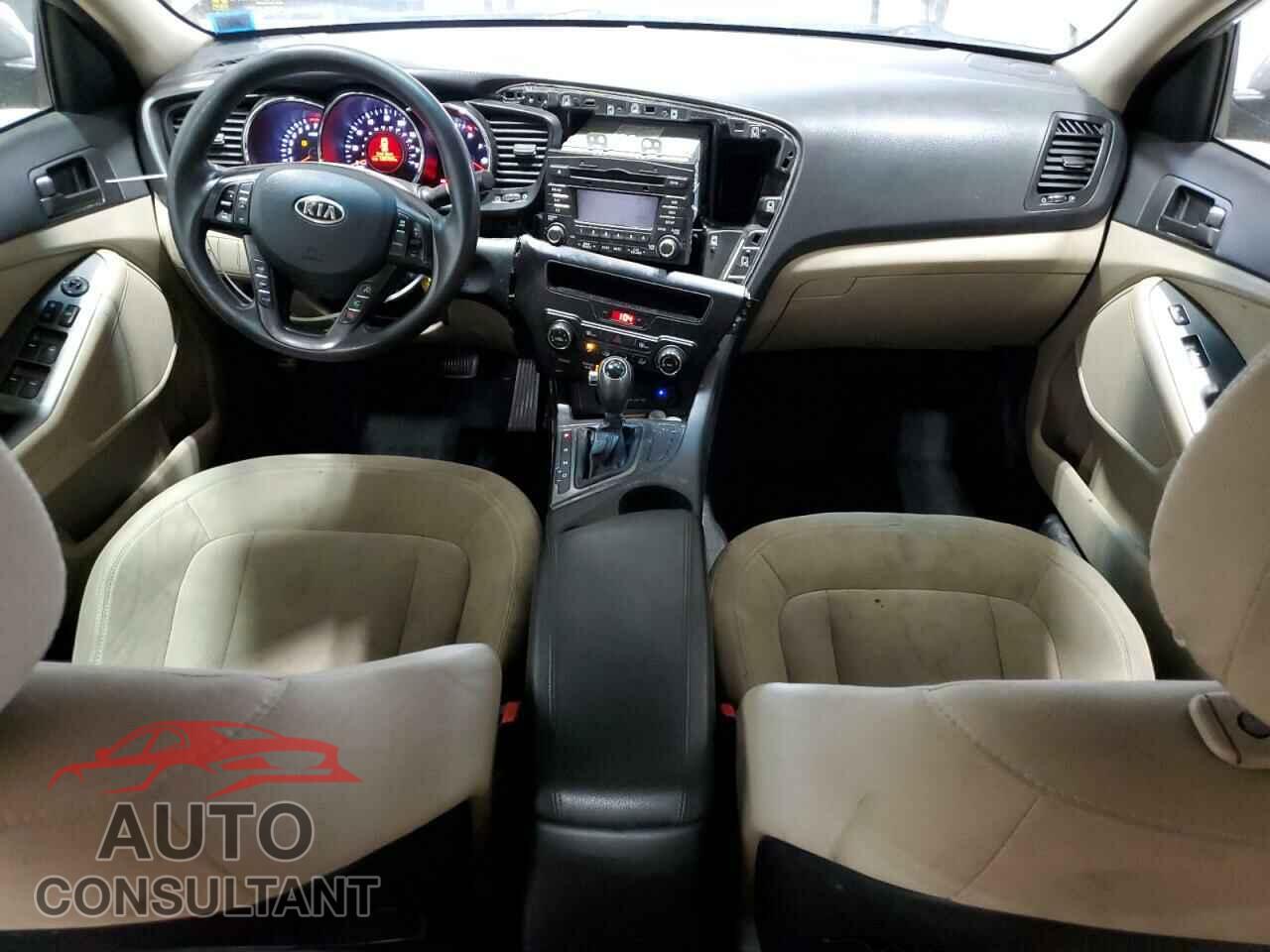 KIA OPTIMA 2011 - KNAGM4A75B5128047