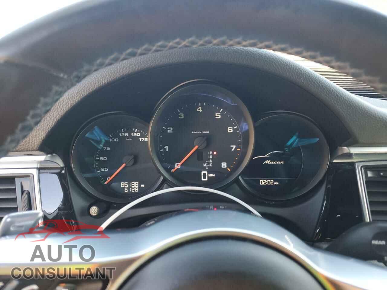 PORSCHE MACAN 2018 - WP1AA2A58JLB09165