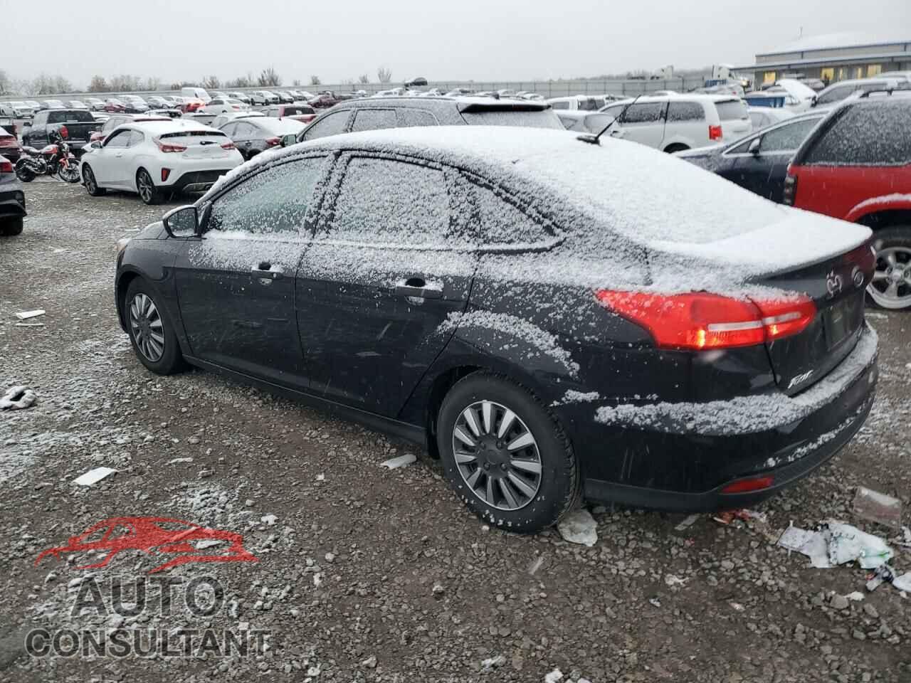 FORD FOCUS 2015 - 1FADP3E26FL365644