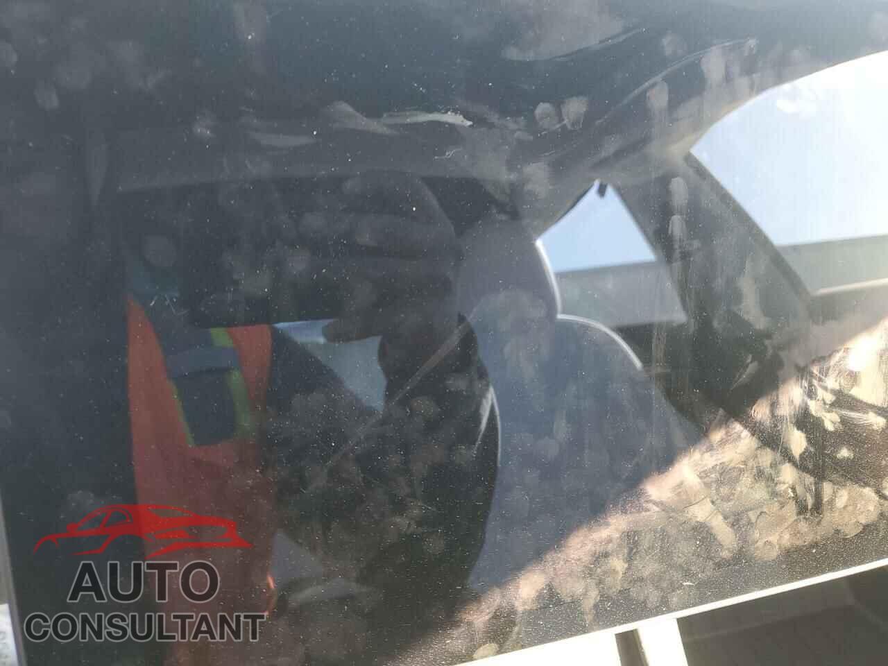 TESLA MODEL 3 2021 - 5YJ3E1EB2MF975735