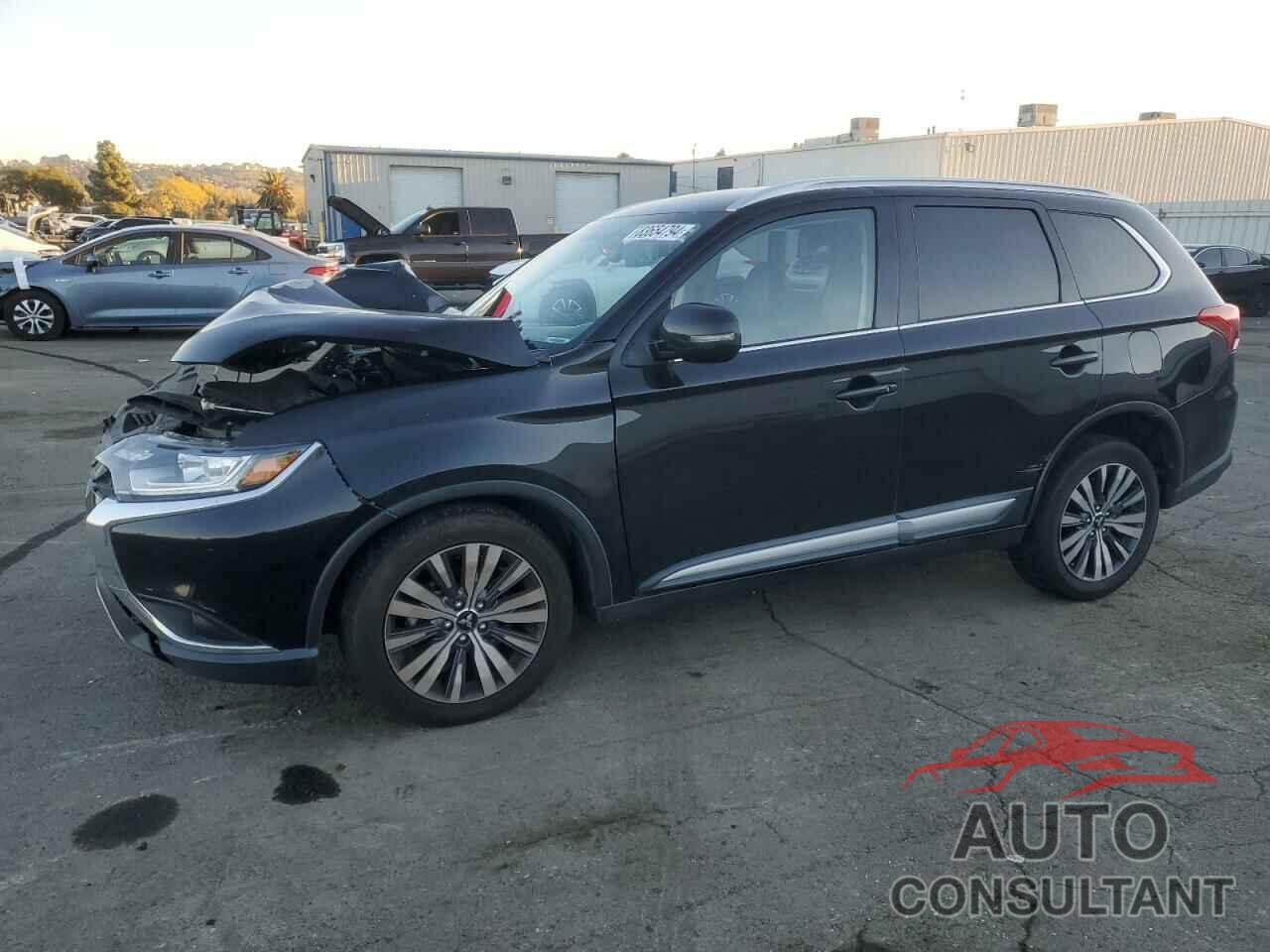 MITSUBISHI OUTLANDER 2019 - JA4AZ3A36KZ040841