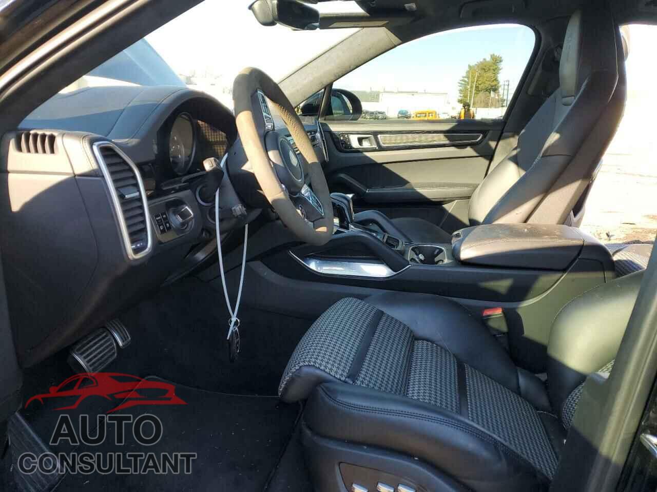 PORSCHE CAYENNE 2020 - WP1BF2AY3LDA65461