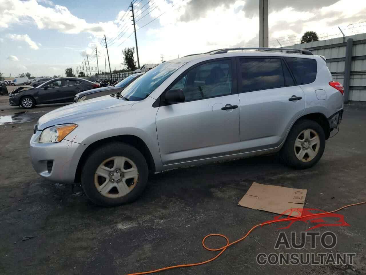 TOYOTA RAV4 2009 - 2T3BF33V19W004681