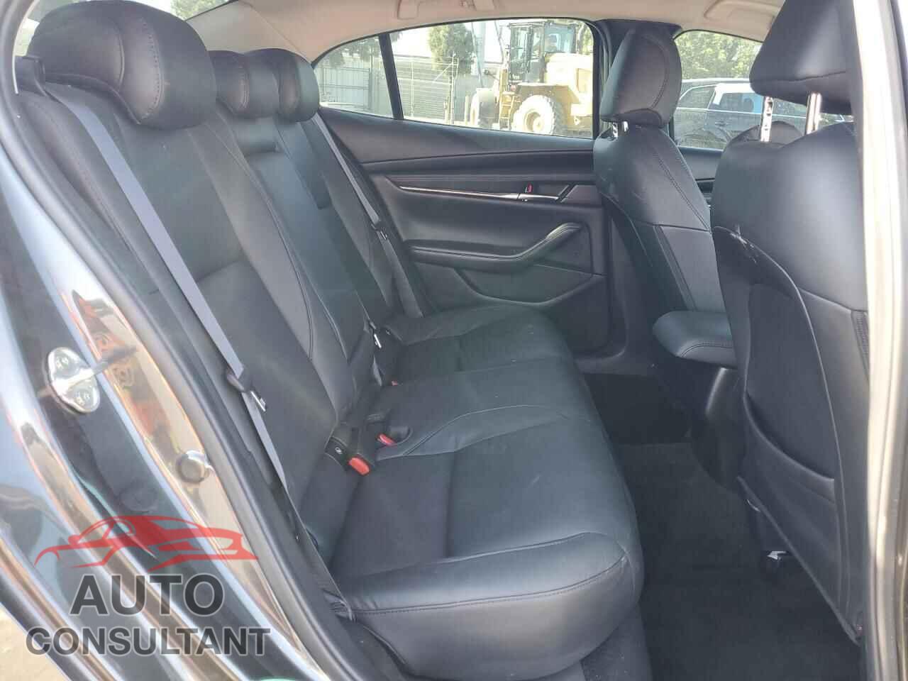 MAZDA 3 2023 - 3MZBPACM5PM379221