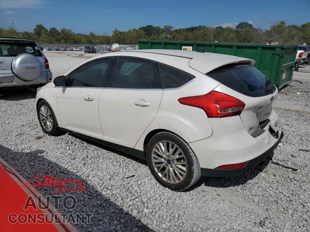 FORD FOCUS 2017 - 1FADP3N29HL208225