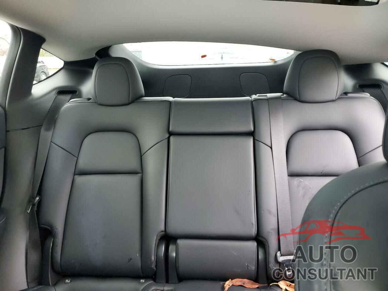 TESLA MODEL Y 2021 - 5YJYGDEF8MF092257
