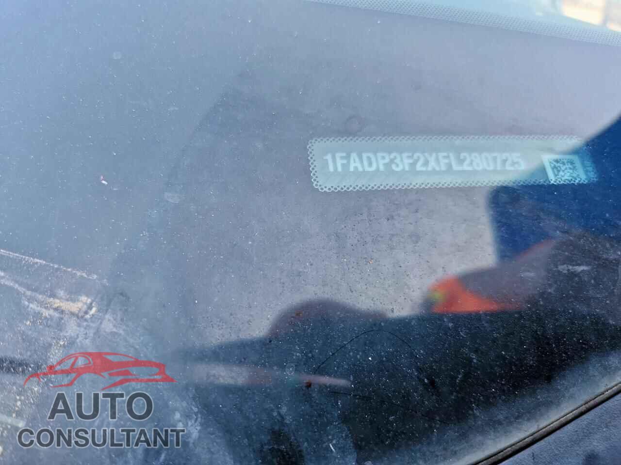 FORD FOCUS 2015 - 1FADP3F2XFL280725