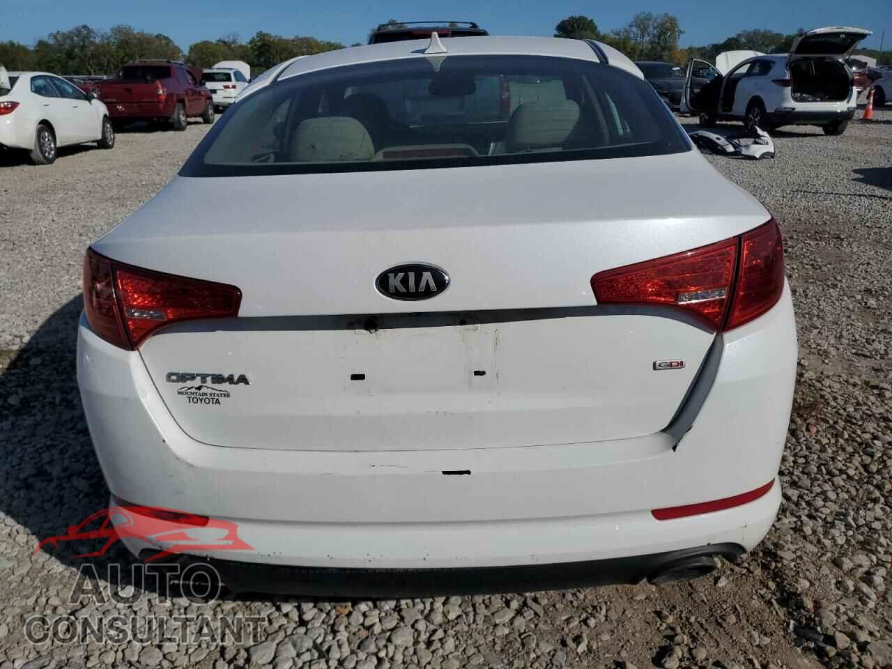 KIA OPTIMA 2013 - KNAGM4A7XD5371632