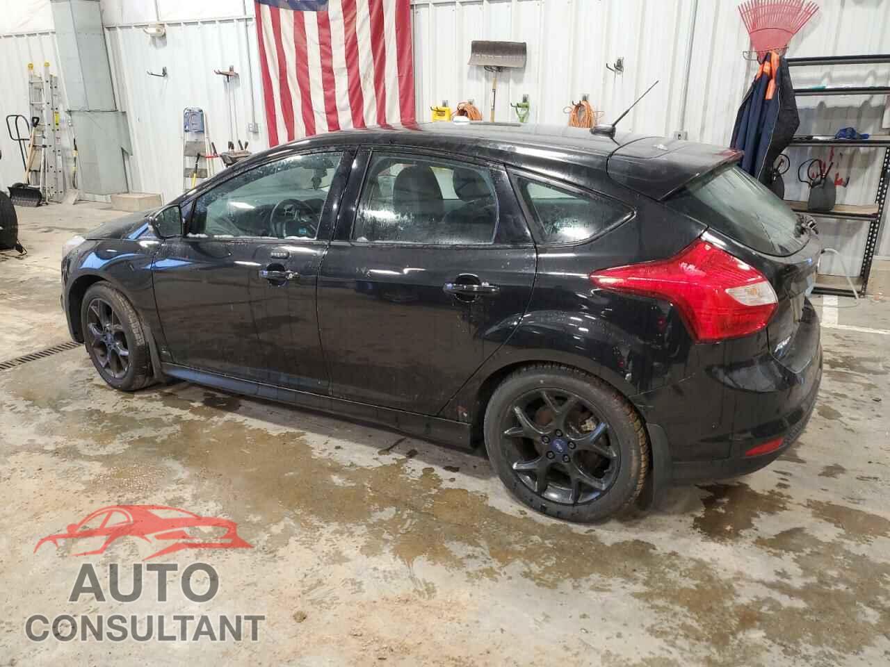 FORD FOCUS 2014 - 1FADP3K2XEL346646