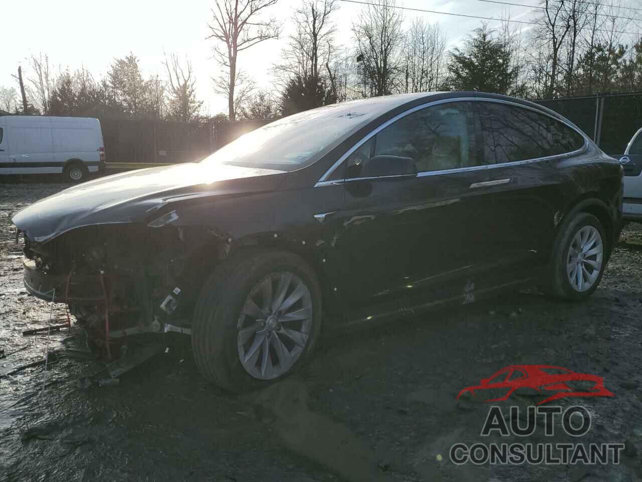 TESLA MODEL X 2018 - 5YJXCDE22JF117069