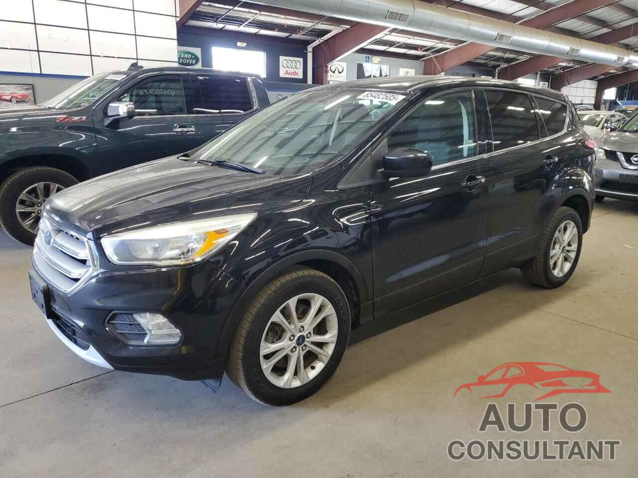 FORD ESCAPE 2017 - 1FMCU9GD7HUD02593