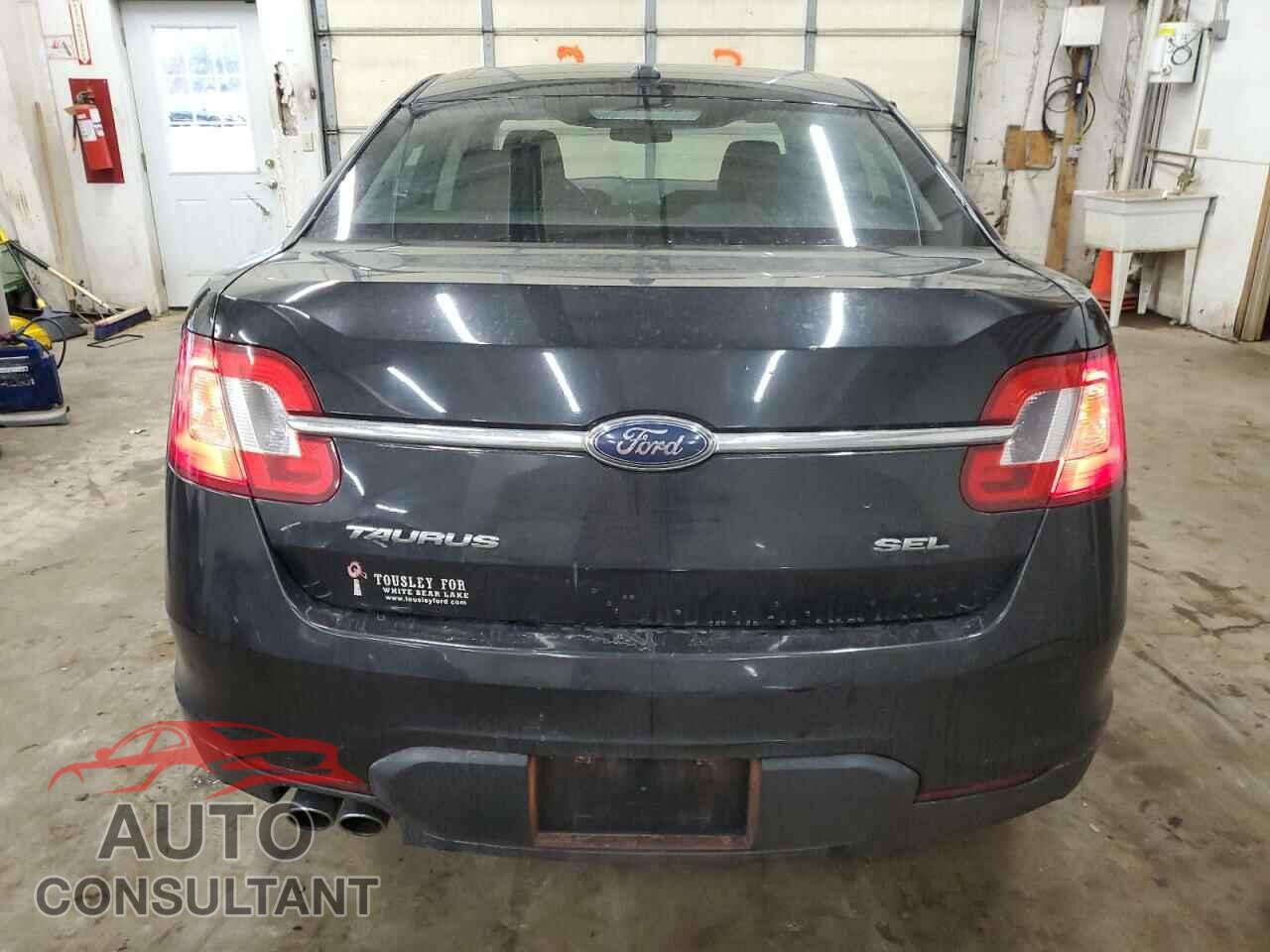 FORD TAURUS 2010 - 1FAHP2EW4AG108045
