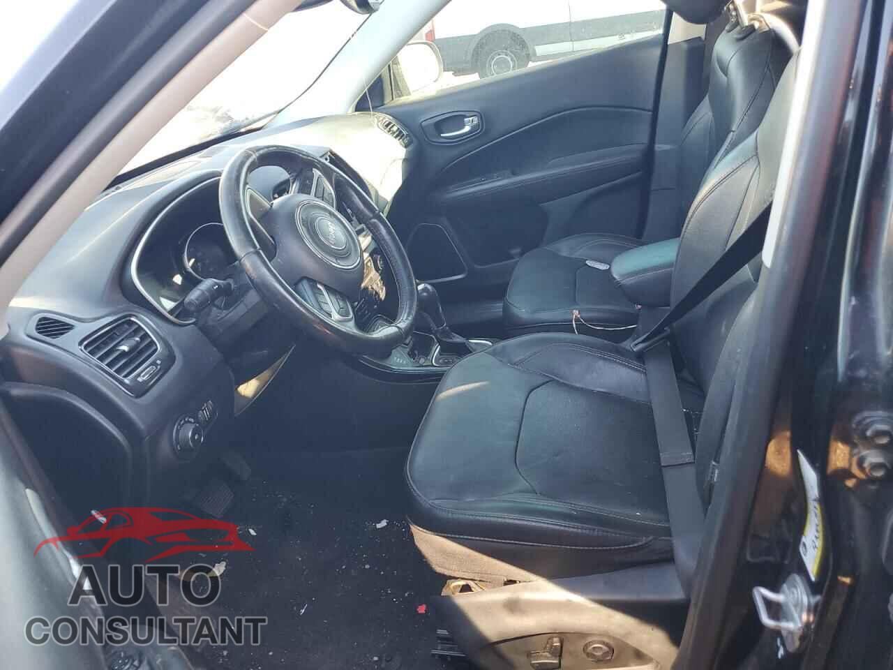 JEEP COMPASS 2018 - 3C4NJDCB2JT360222