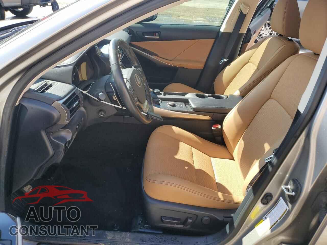 LEXUS IS 2020 - JTHDA1D20L5101237