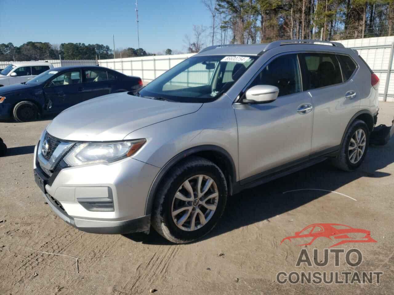 NISSAN ROGUE 2017 - KNMAT2MT5HP516644