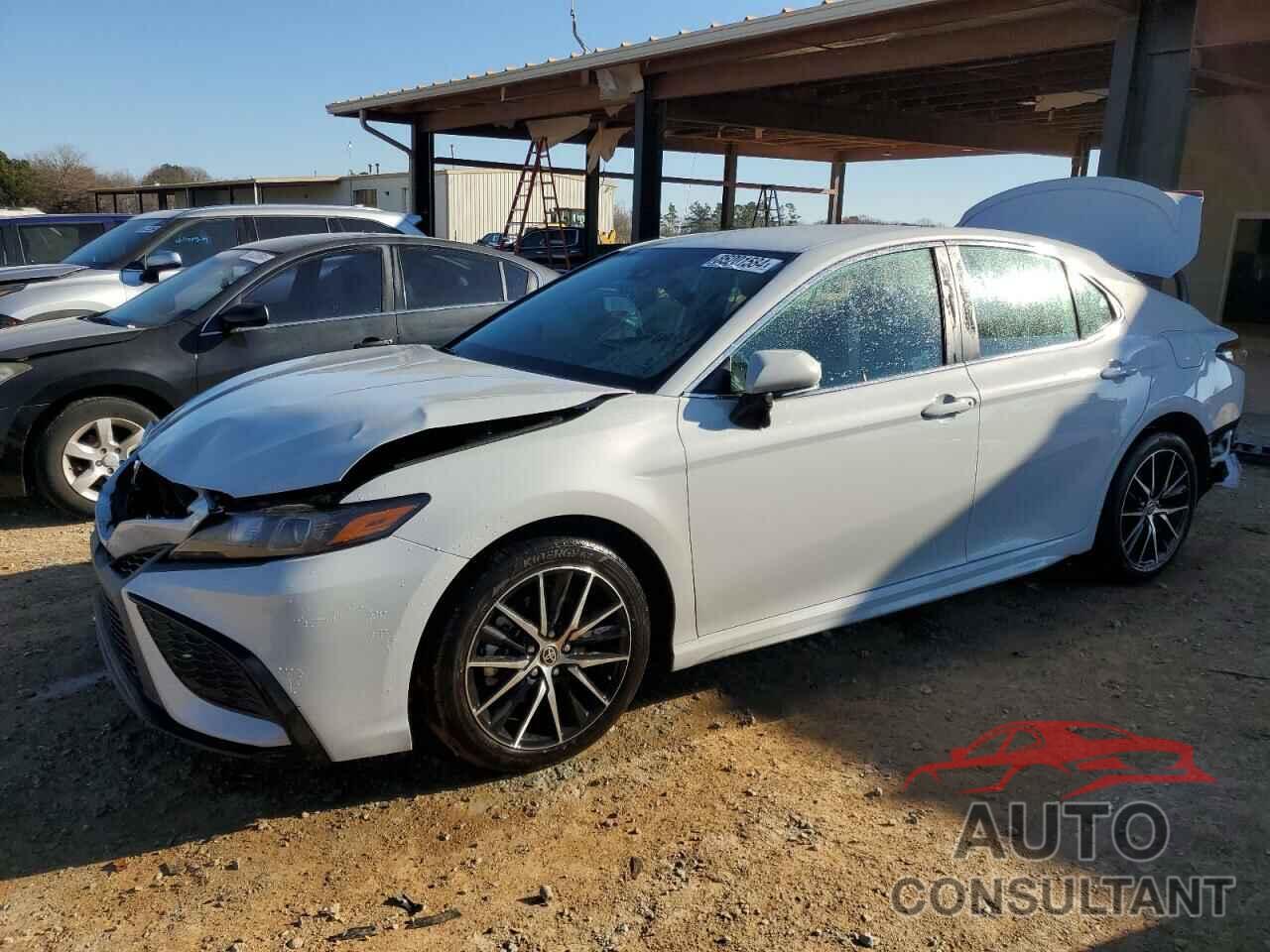 TOYOTA CAMRY 2024 - 4T1G11AKXRU240529
