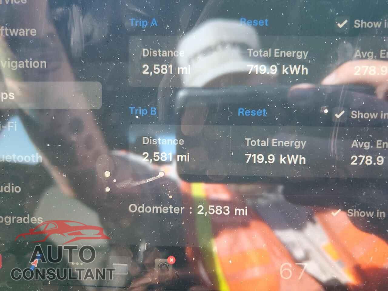 TESLA MODEL 3 2025 - 5YJ3E1EA4SF024392