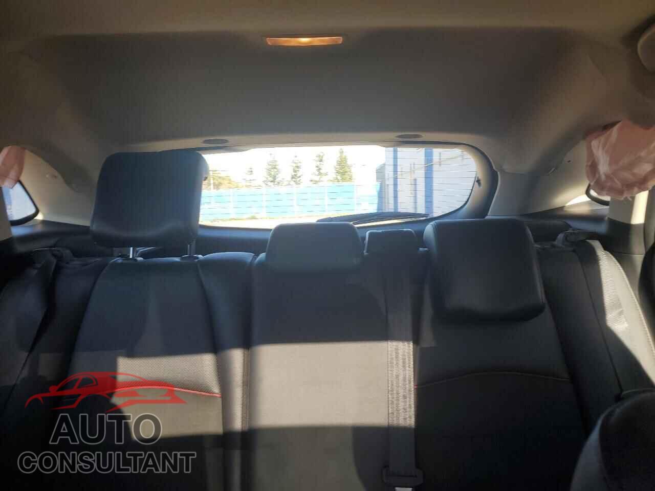 MAZDA CX-3 2018 - JM1DKFD76J0331432