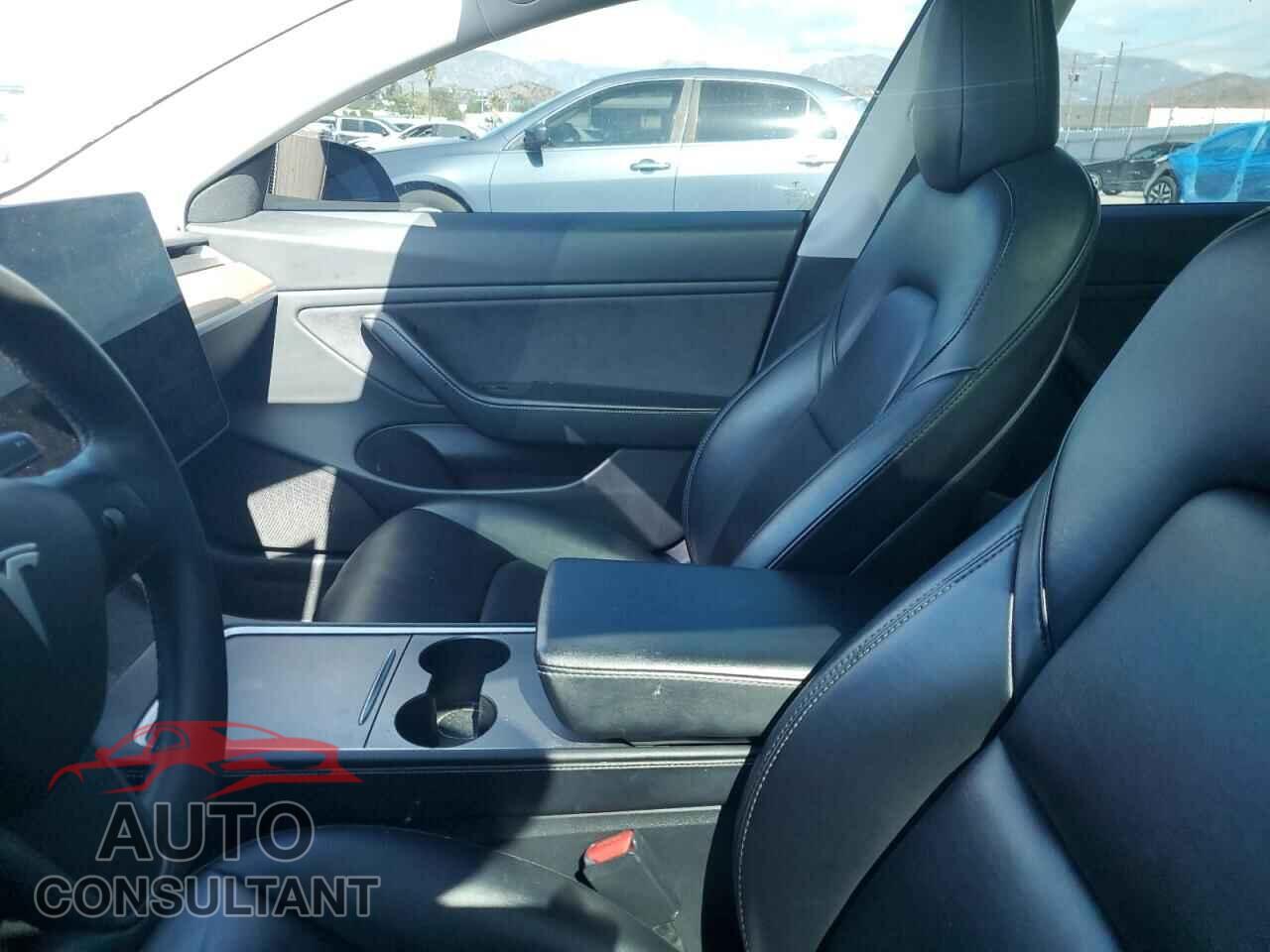 TESLA MODEL 3 2021 - 5YJ3E1EB6MF937103