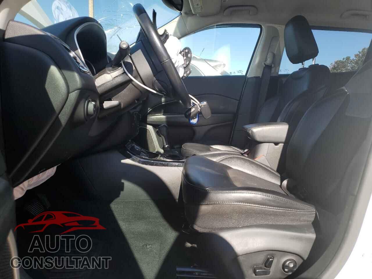 JEEP COMPASS 2019 - 3C4NJDBB1KT838875