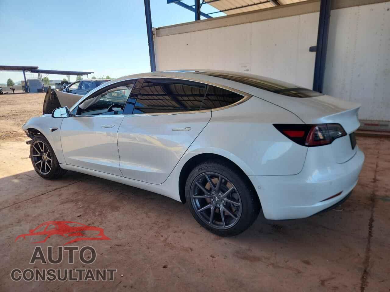 TESLA MODEL 3 2019 - 5YJ3E1EA7KF484100