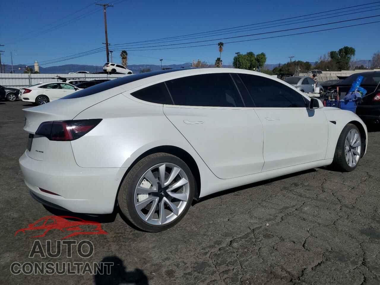 TESLA MODEL 3 2020 - 5YJ3E1EB3LF807228