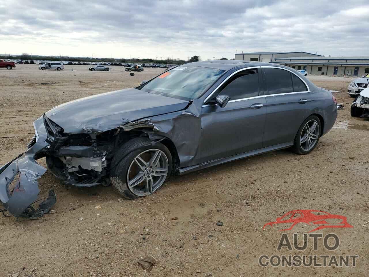 MERCEDES-BENZ E-CLASS 2018 - WDDZF4JB2JA452918
