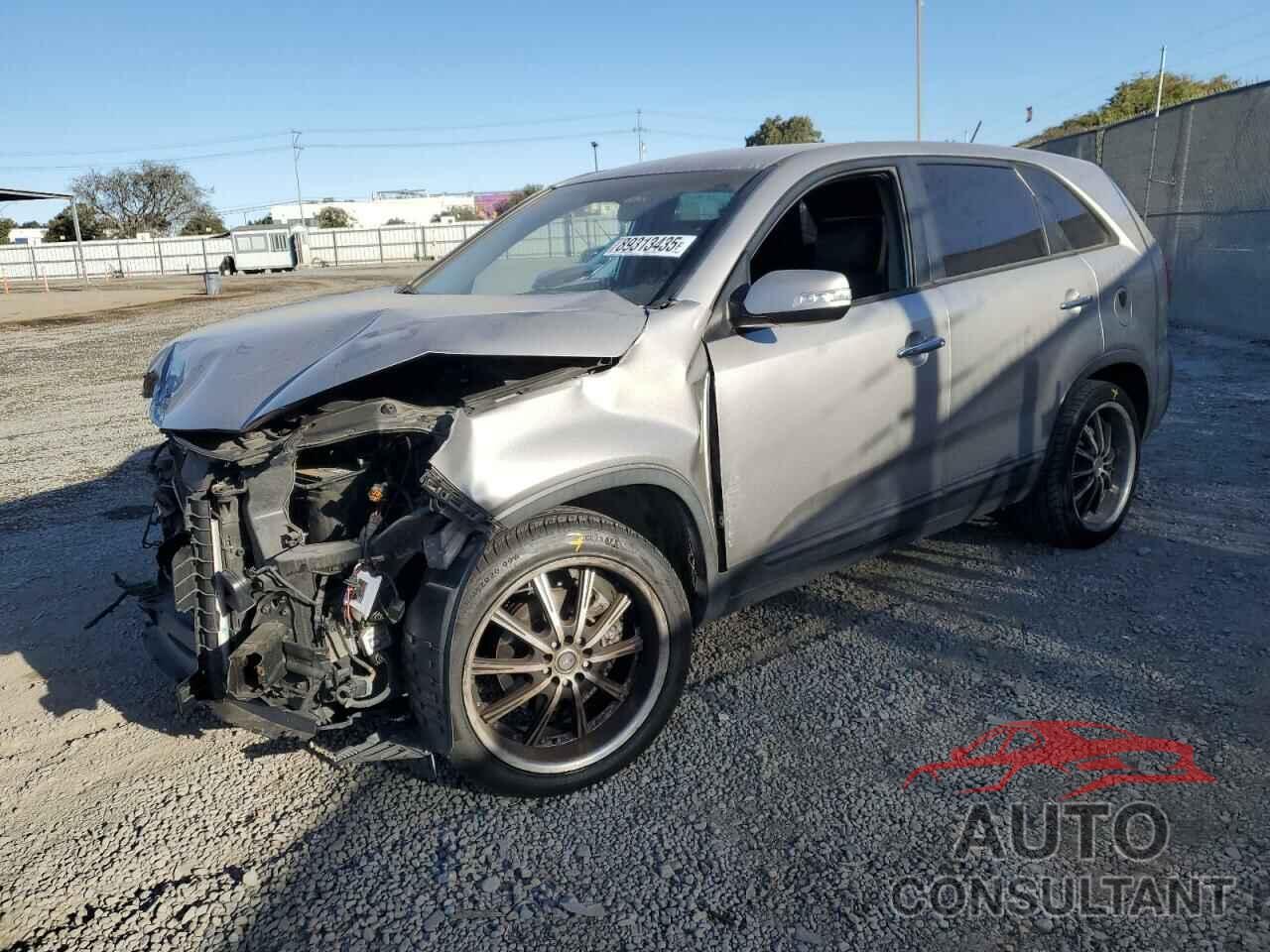KIA SORENTO 2015 - 5XYKT3A69FG629439