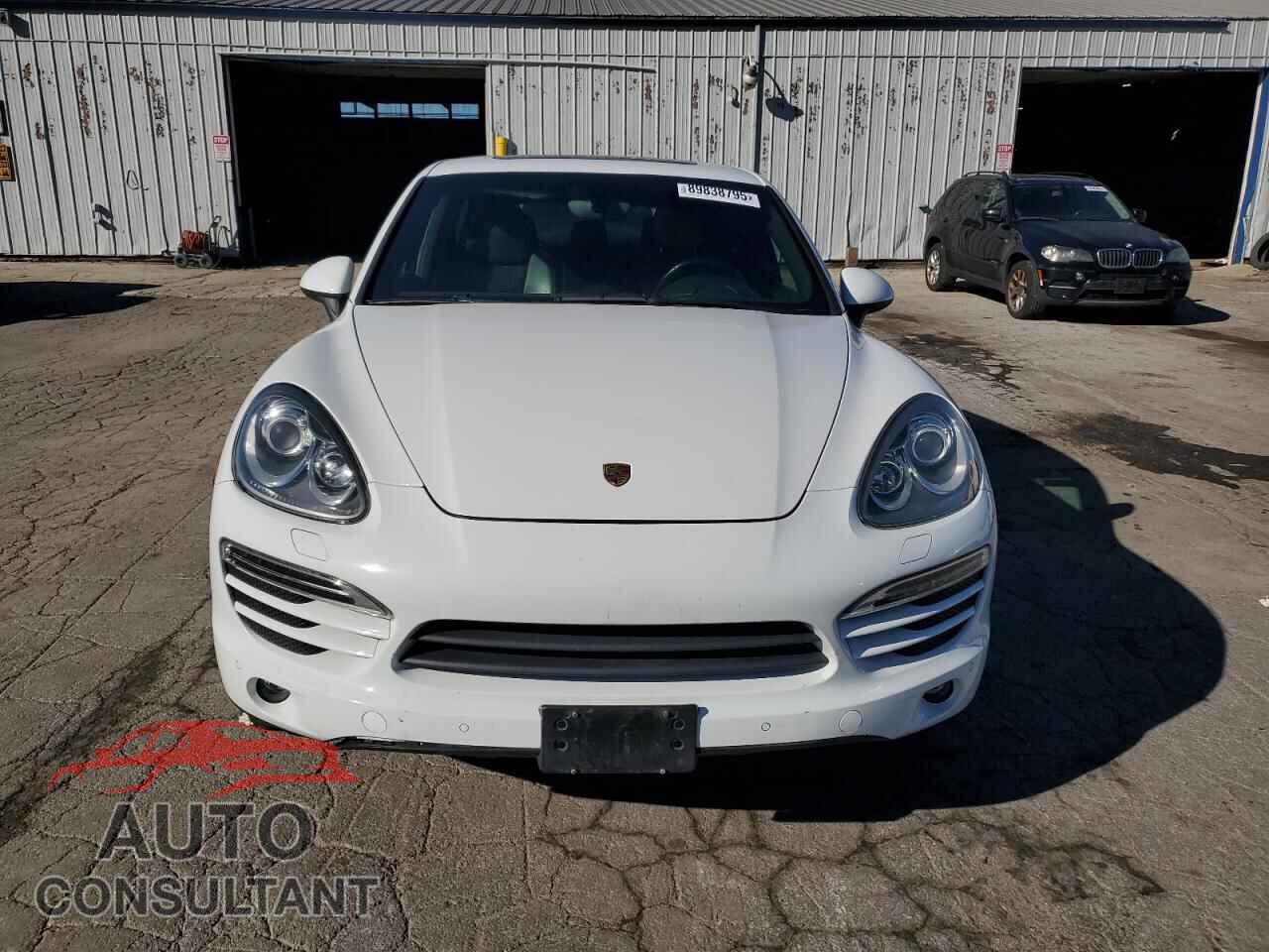 PORSCHE CAYENNE 2012 - WP1AA2A2XCLA06130
