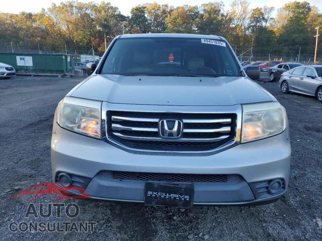 HONDA PILOT 2013 - 5FNYF4H28DB045659