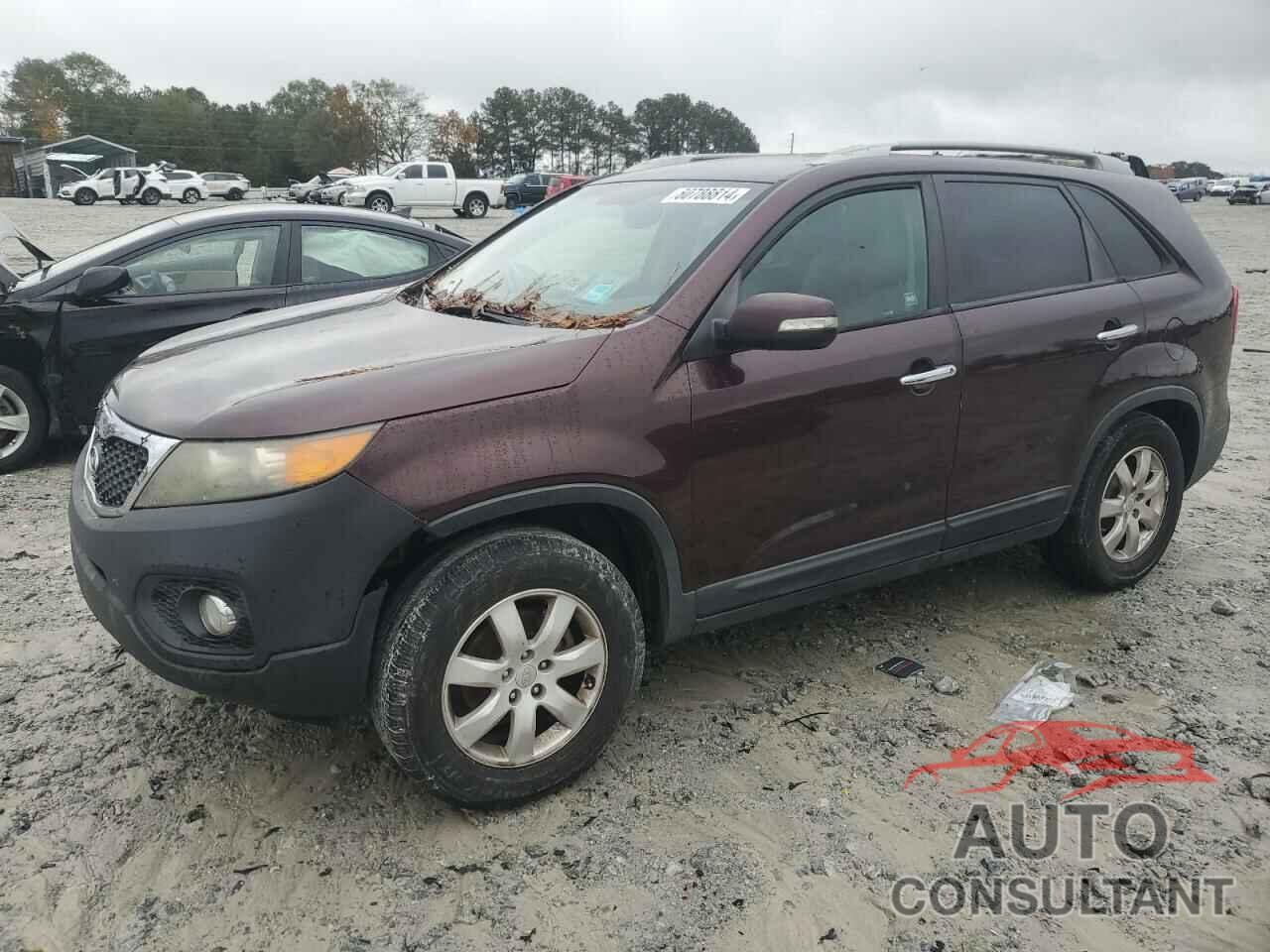 KIA SORENTO 2011 - 5XYKT3A10BG069034