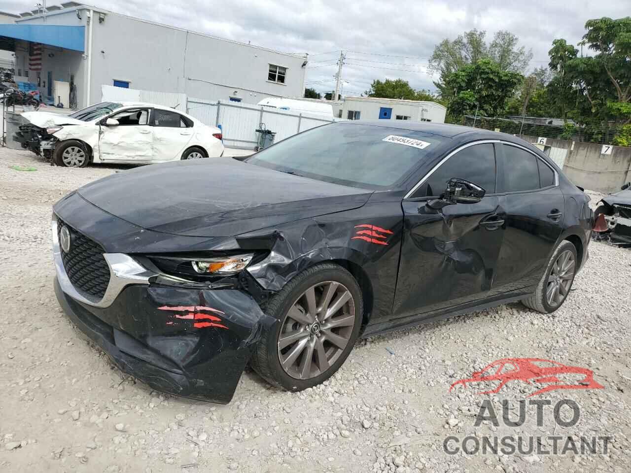 MAZDA 3 2021 - JM1BPABL4M1337854