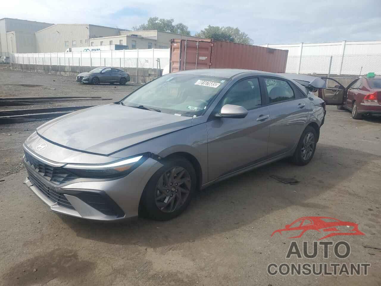 HYUNDAI ELANTRA 2024 - KMHLM4DG1RU673140