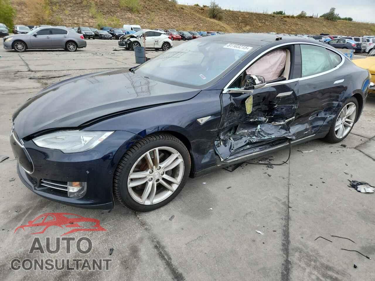 TESLA MODEL S 2015 - 5YJSA1S2XFF084476