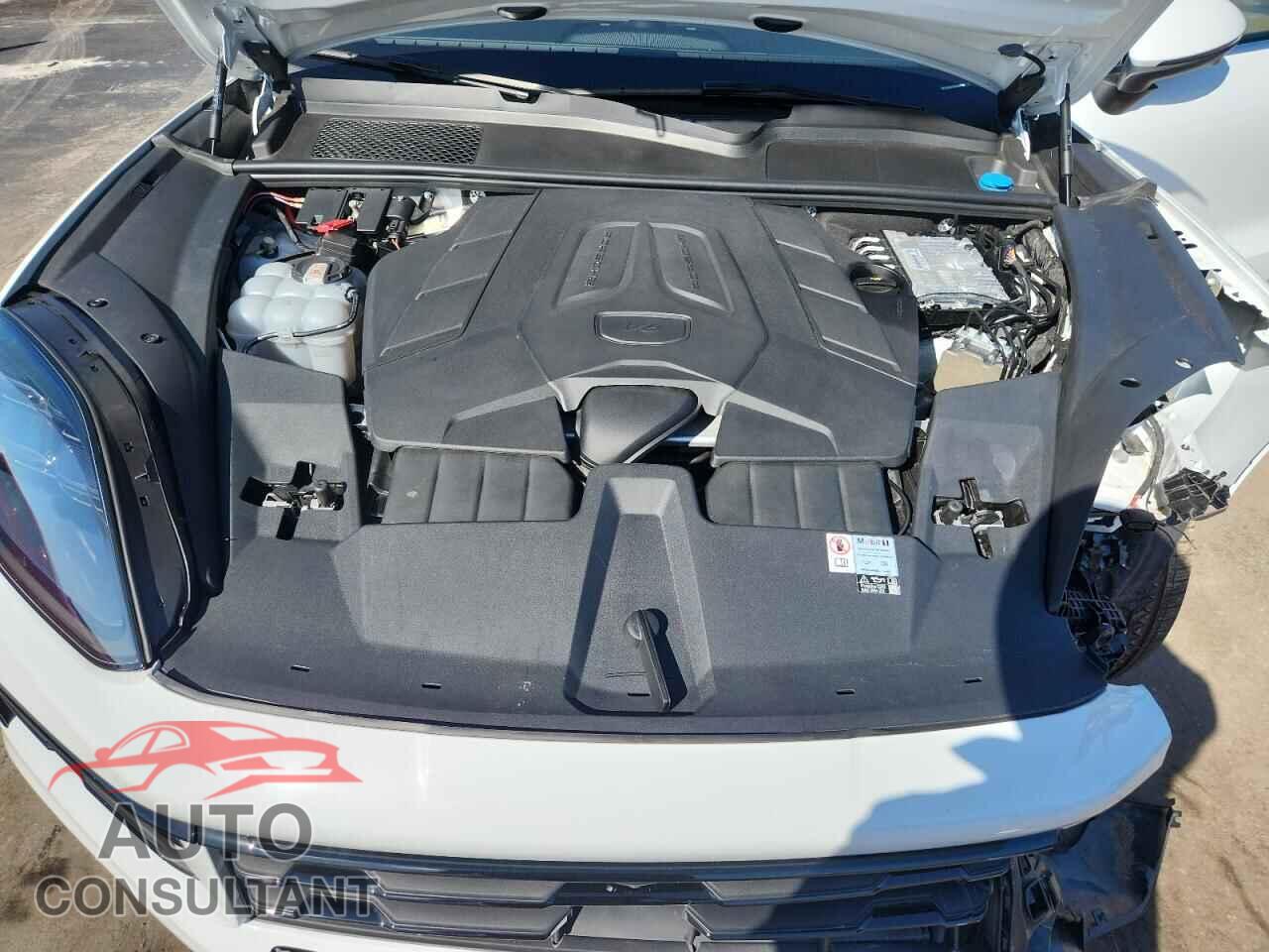 PORSCHE CAYENNE 2024 - WP1BA2AY9RDA55041