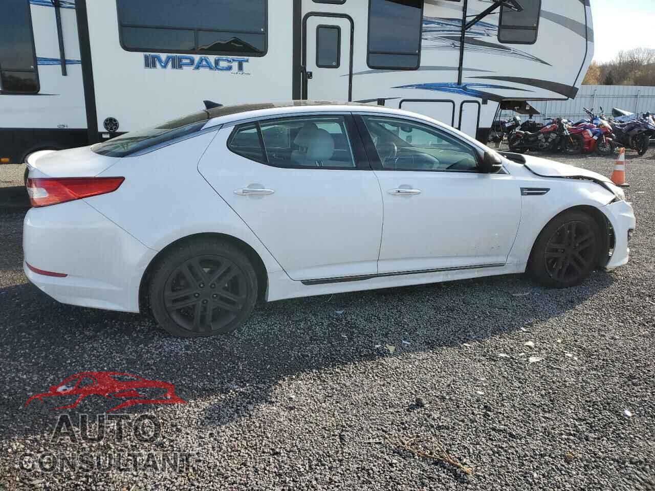 KIA OPTIMA 2013 - 5XXGR4A63DG096306