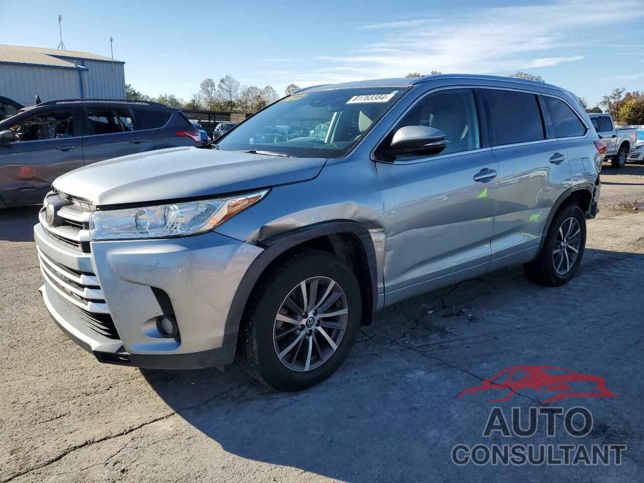 TOYOTA HIGHLANDER 2018 - 5TDKZRFH4JS527702