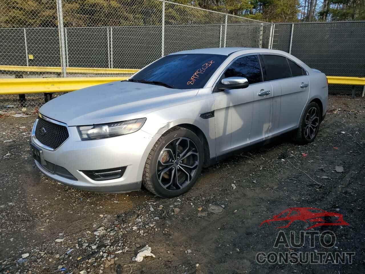 FORD TAURUS 2018 - 1FAHP2KT4JG103373