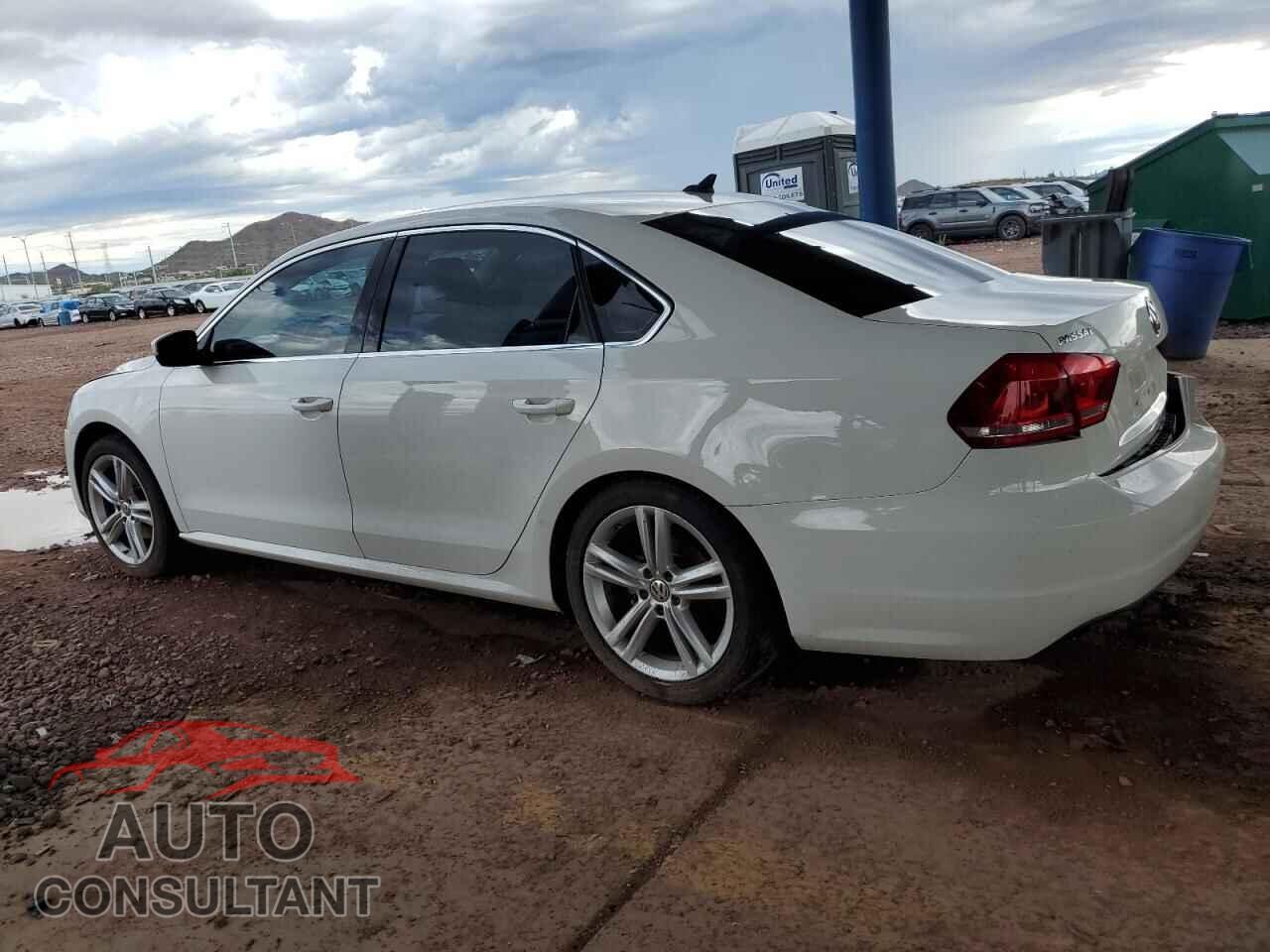 VOLKSWAGEN PASSAT 2014 - 1VWBT7A32EC038091