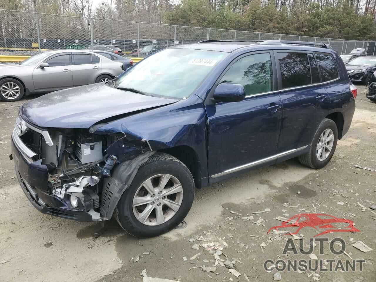 TOYOTA HIGHLANDER 2013 - 5TDBK3EH8DS242668