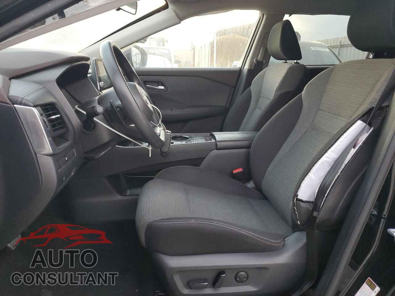 NISSAN ROGUE 2023 - 5N1BT3BA6PC832020