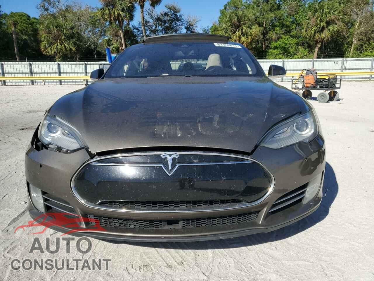 TESLA MODEL S 2015 - 5YJSA1S24FF092914