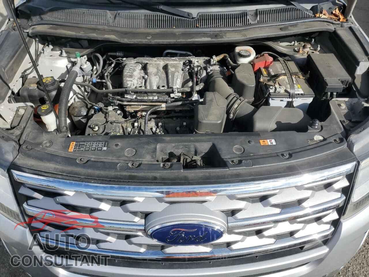 FORD EXPLORER 2018 - 1FM5K7F82JGB33336