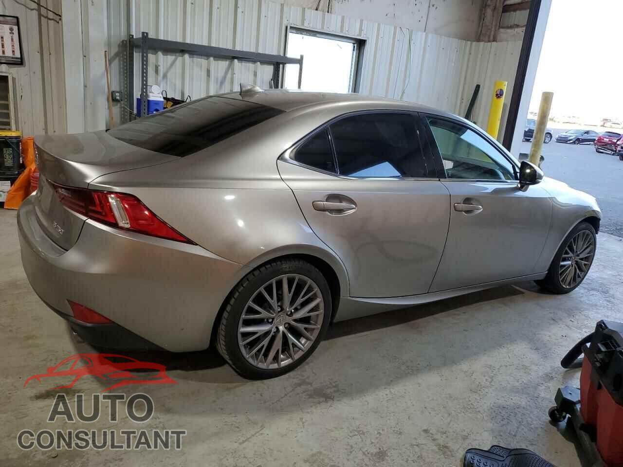 LEXUS IS 2014 - JTHBF1D2XE5038403