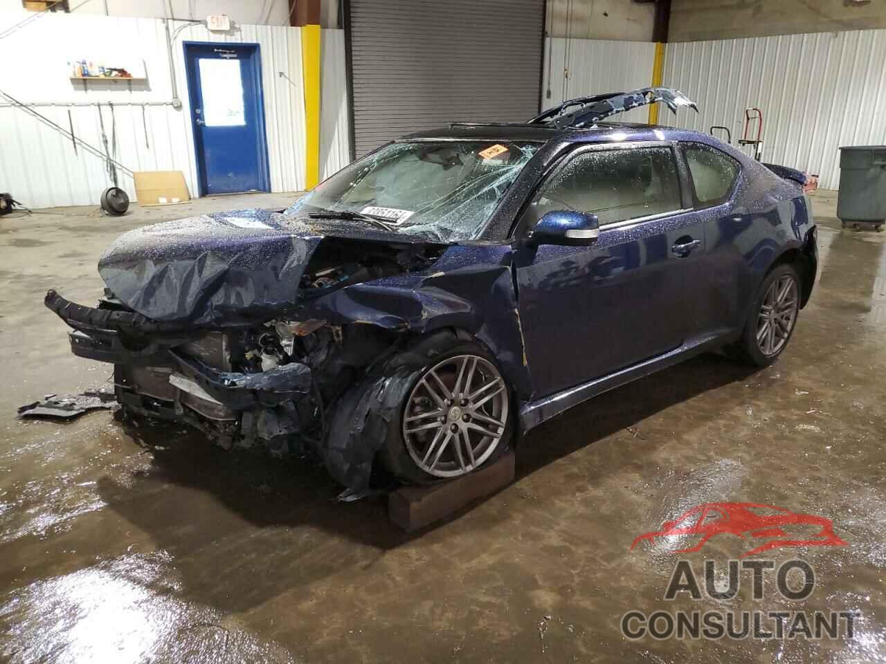 TOYOTA SCION 2011 - JTKJF5C70B3011745