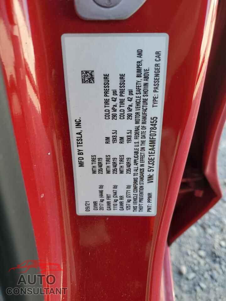 TESLA MODEL 3 2021 - 5YJ3E1EA4MF078455