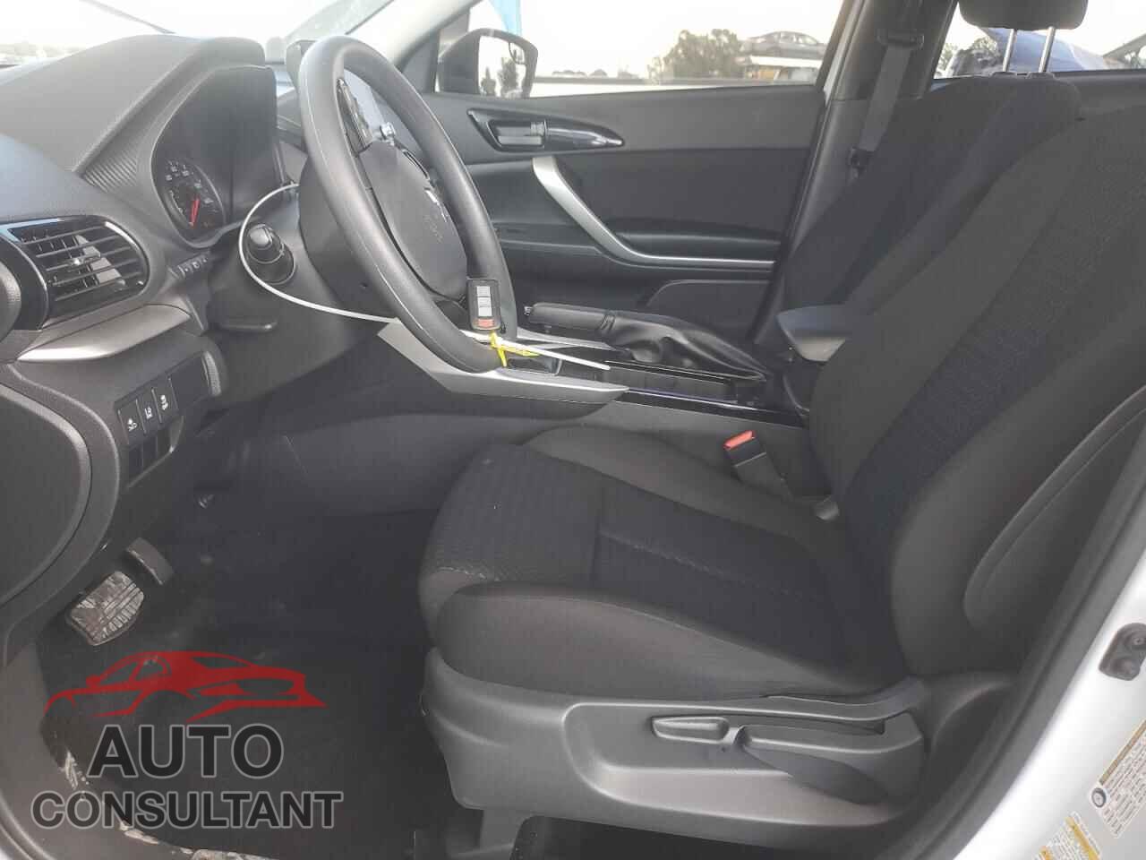 MITSUBISHI ECLIPSE 2024 - JA4ATVAA4RZ047728