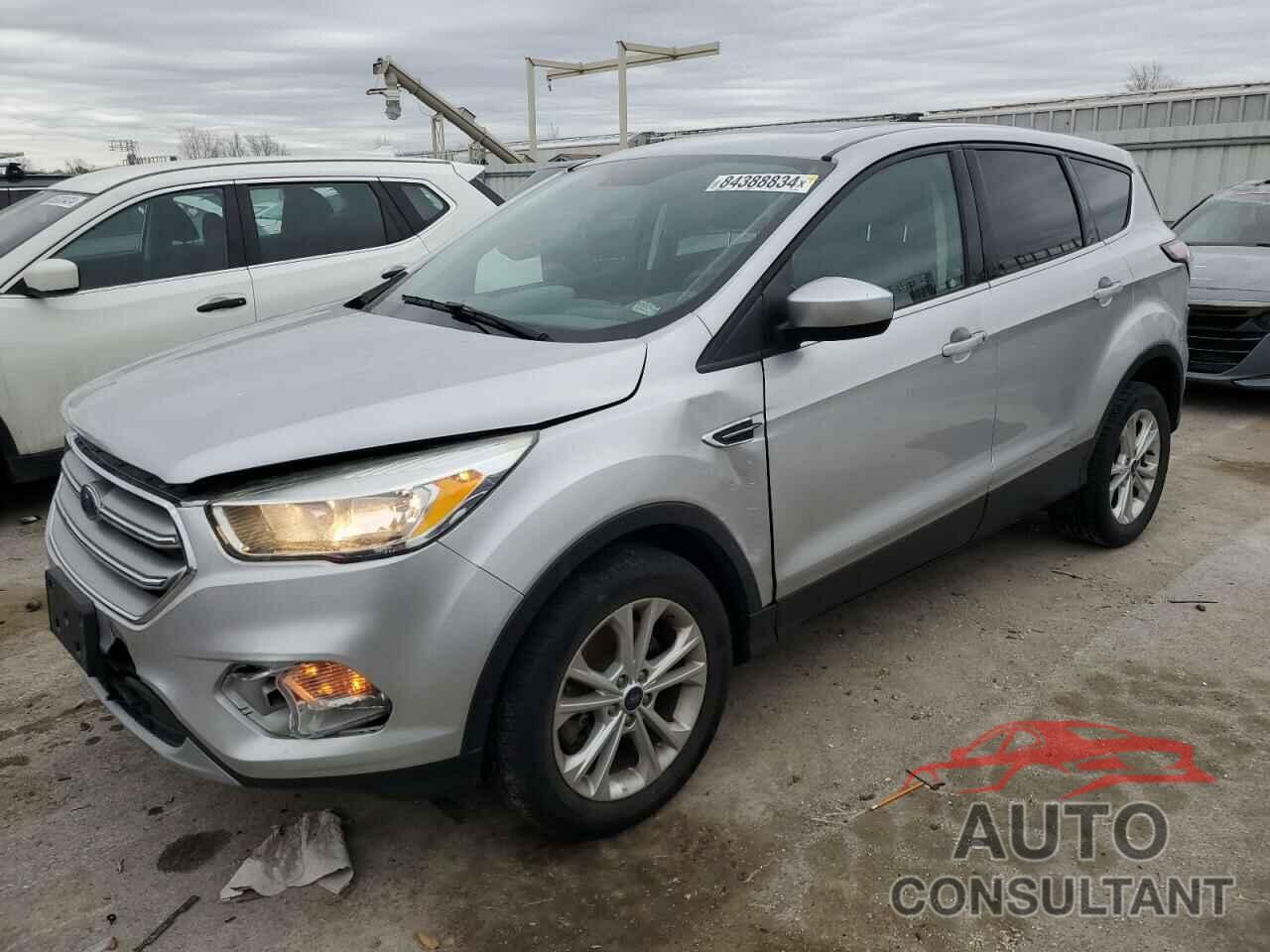 FORD ESCAPE 2017 - 1FMCU9G92HUD43354