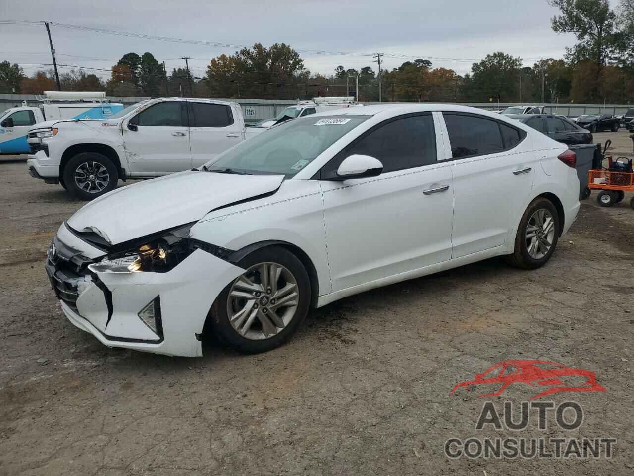 HYUNDAI ELANTRA 2019 - 5NPD84LF1KH410572