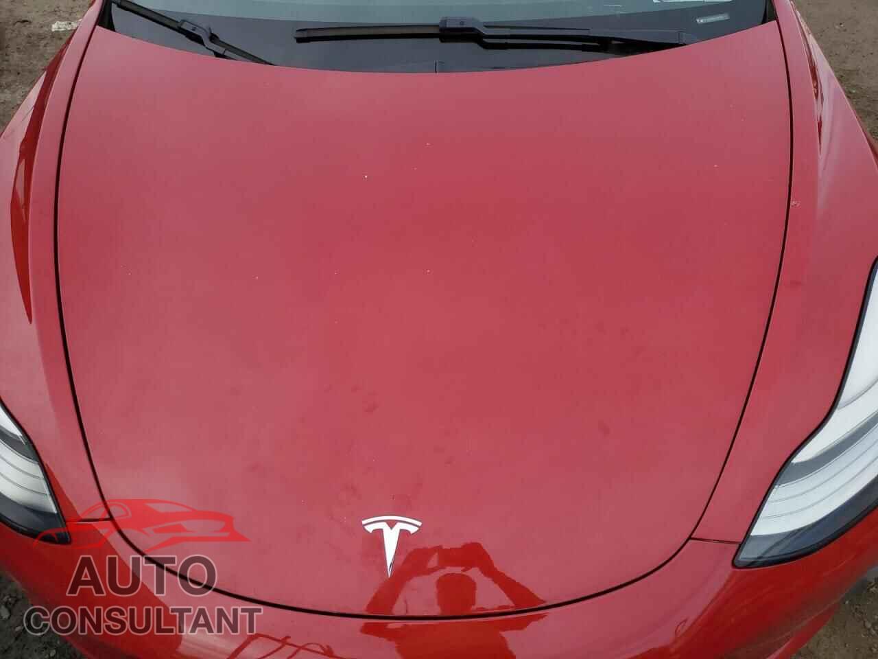 TESLA MODEL 3 2018 - 5YJ3E1EB8JF121750